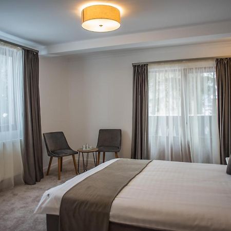 Boga Rooms Sinaia Esterno foto