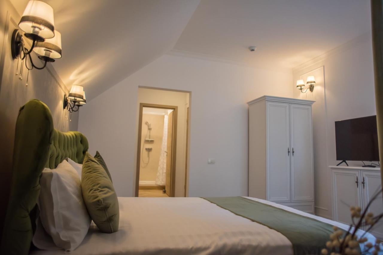 Boga Rooms Sinaia Esterno foto