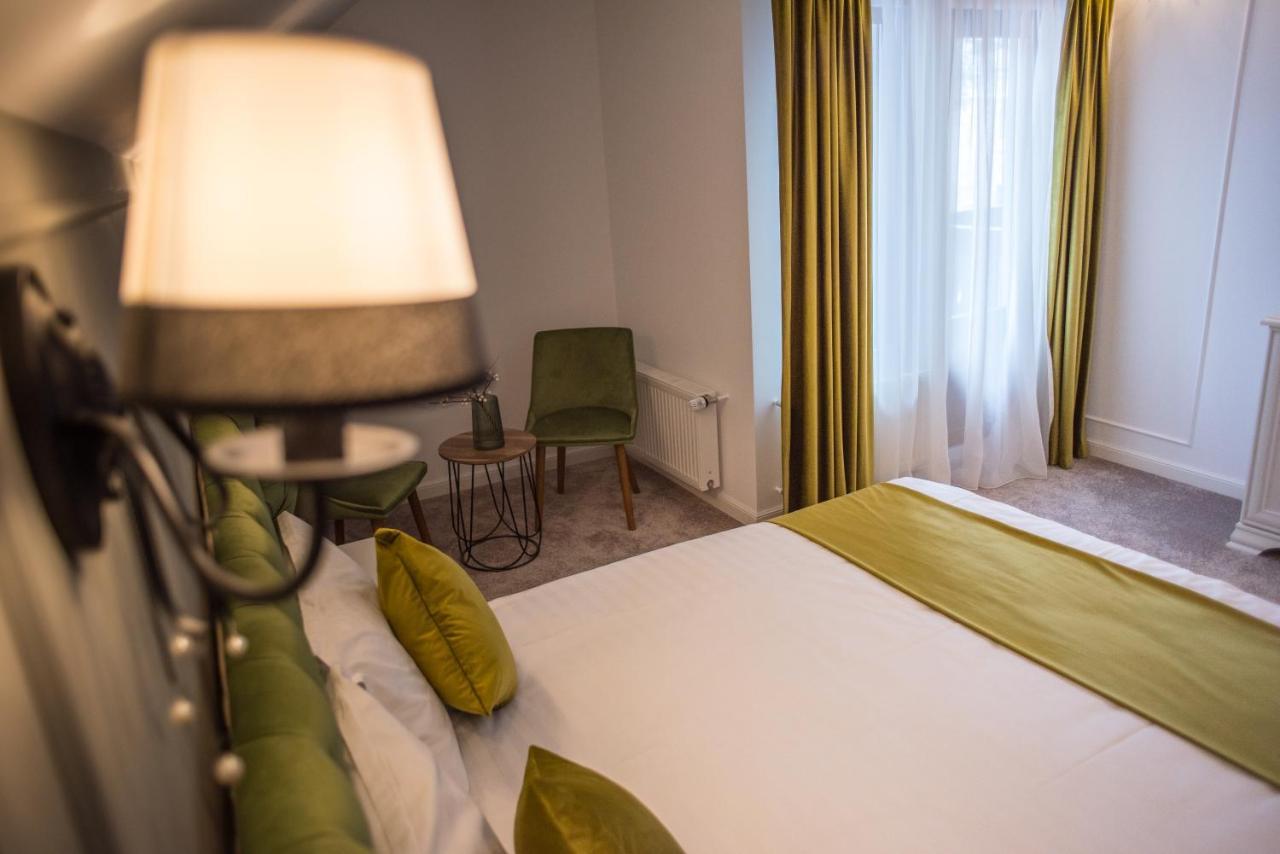 Boga Rooms Sinaia Esterno foto
