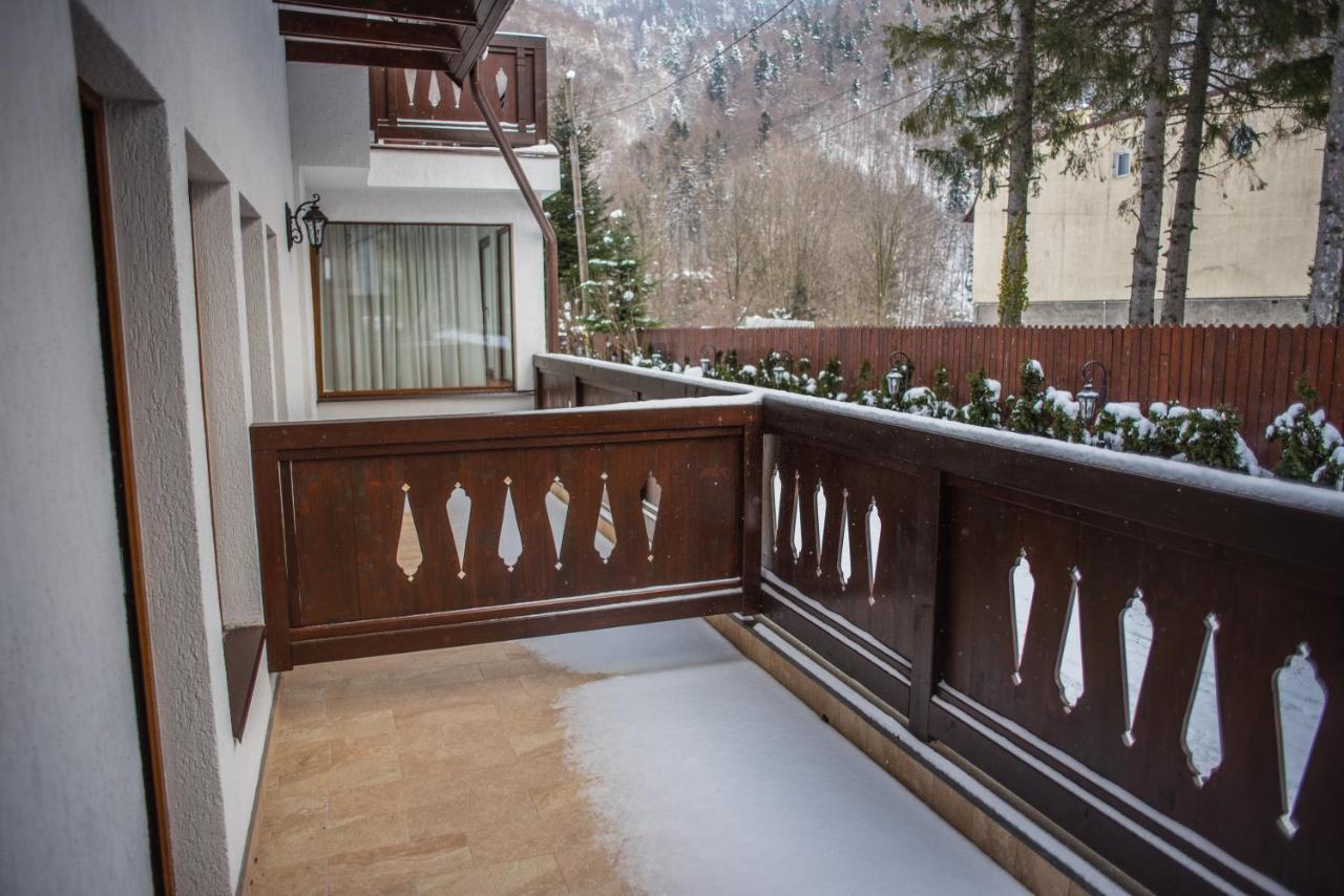 Boga Rooms Sinaia Esterno foto