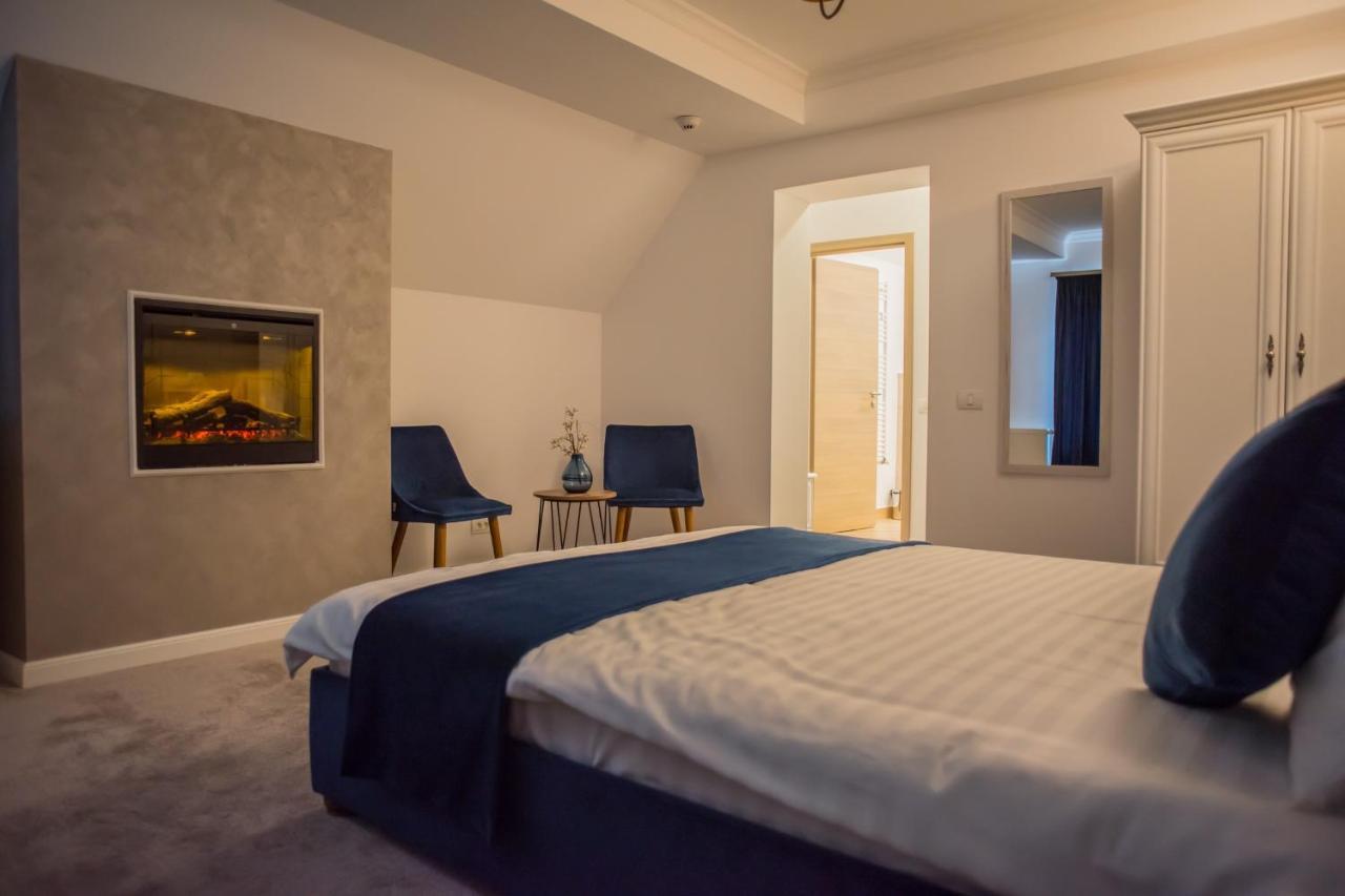 Boga Rooms Sinaia Esterno foto