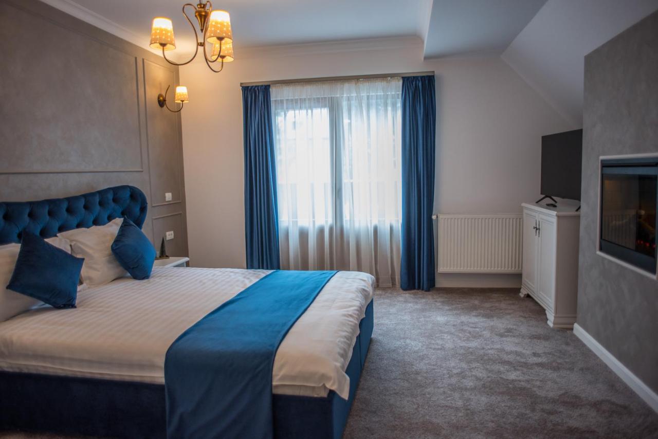 Boga Rooms Sinaia Esterno foto