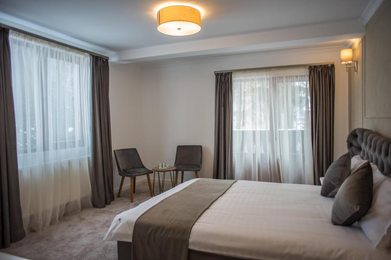 Boga Rooms Sinaia Esterno foto